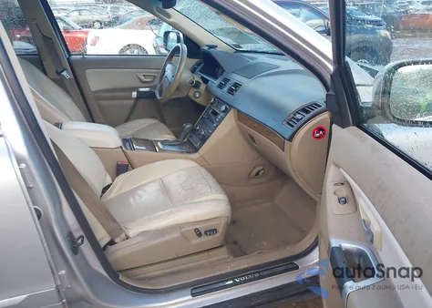 2009 Volvo Xc90 3.2/3.2 R-Design z USA, uszkodzony, nr VIN YV4CN982691520796